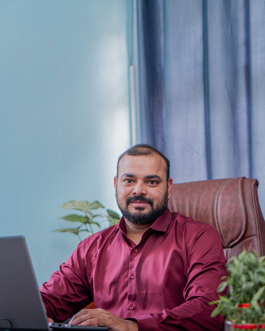Rupesh Sah, Manager at Shar International